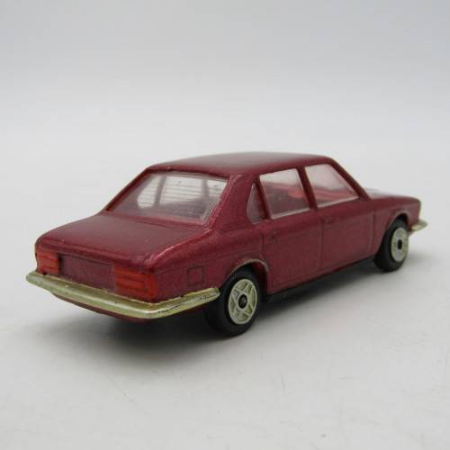 Solido BMW 530 model car - scale 1/43