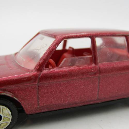 Solido BMW 530 model car - scale 1/43