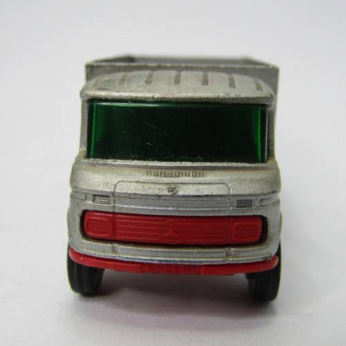 Matchbox Superfast #11 Mercedes Scaffolding truck toy car