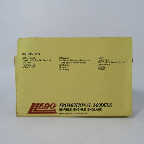 Lledo 1920 Ford Model T van - David Winter Cottages Carnival `94 promotional model car in box