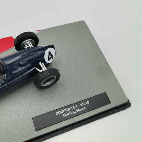 Formula 1 Cooper T51 - 1959 die-cast racing model car - #4 Stirling Moss - scale 1/43