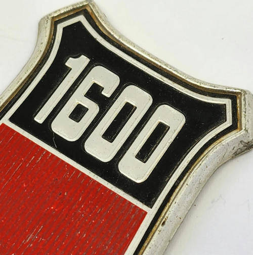 Vintage Ford Capri B Cortina 1600 car badge