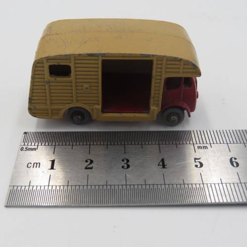 Lesney Matchbox #35 Marshall horse box MK7 toy car