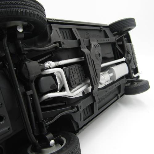 AutoArt Jeep Grand Cherokee die-cast model car - mirror missing - scale 1/18