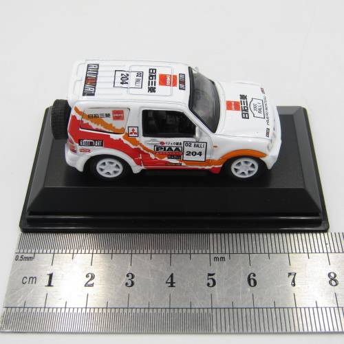 Real -X Mitsubishi Pajero die cast rally model car - scale 1/72