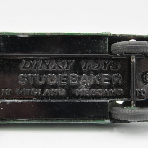 Meccano Ltd Dinky Toys #172 Studebaker toy car