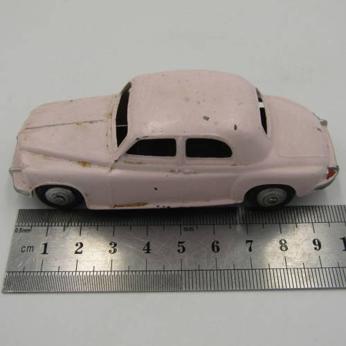 Meccano Ltd Dinky Toys #156 Rover 75 toy car - repainted