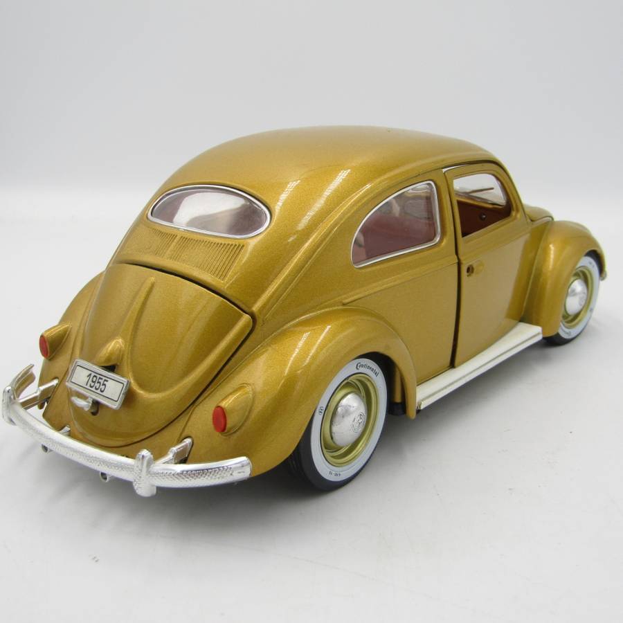 Bburago 1955 Volkswagen Beetle die-cast model car - 1,000,000th edition - scale 1/18