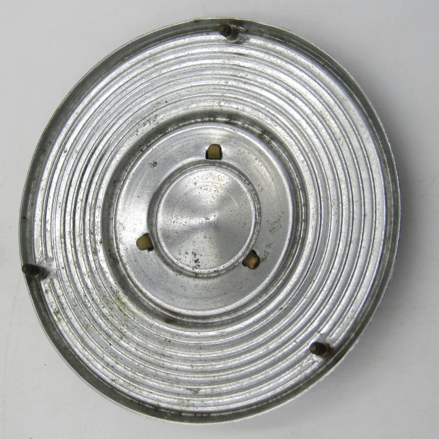 Set of 4 vintage universal car centre hub caps