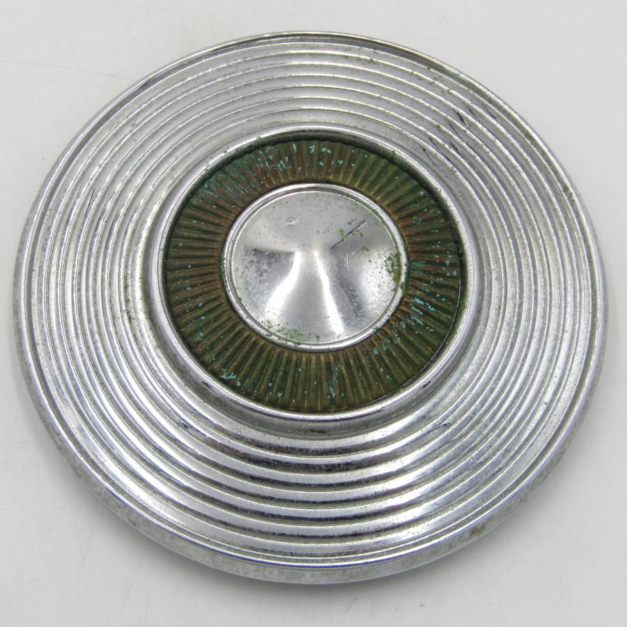 Set of 4 vintage universal car centre hub caps