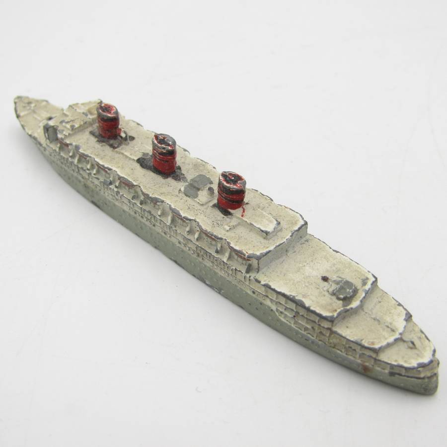 Meccano Dinky Toys Queen of Bermuda die-cast toy ship