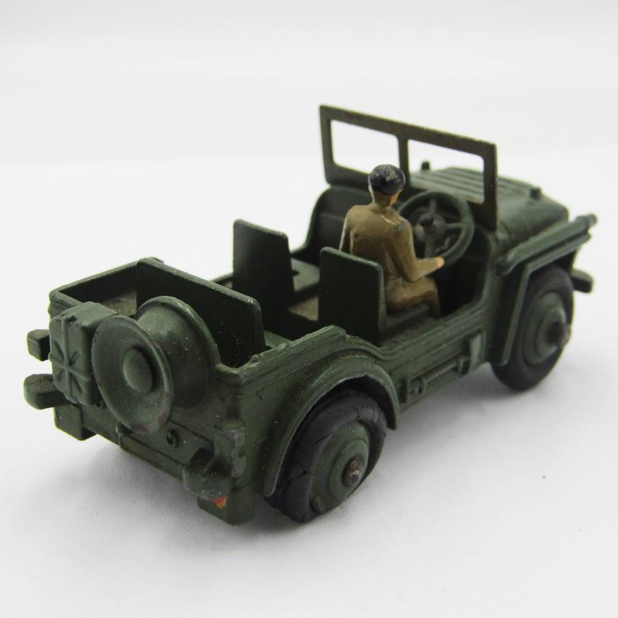 Meccano Dinky Toys #674 Austin Champ military Jeep - tyre damaged