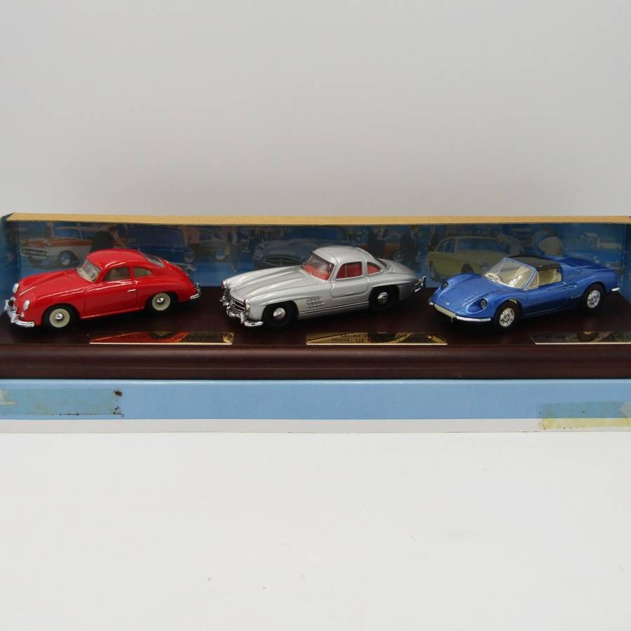 Matchbox Dinky Classic Sports cars series 1 Porche / Mercedes - Ferrari die-cast model car set