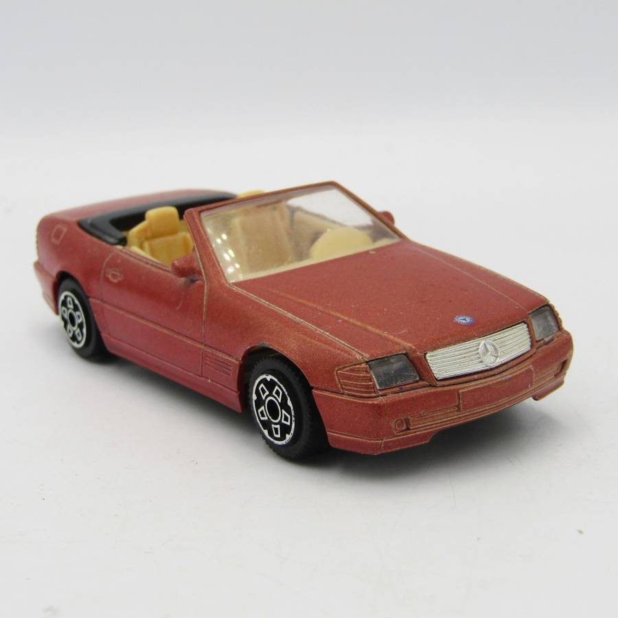 Bburago Mercedes 300 SL die-cast racing model car - scale 1/43