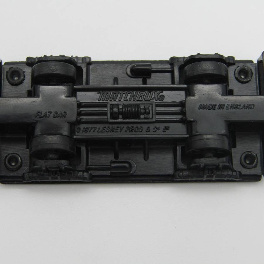 Matchbox #25 Flat car and container train wagon in box ( lid missing )