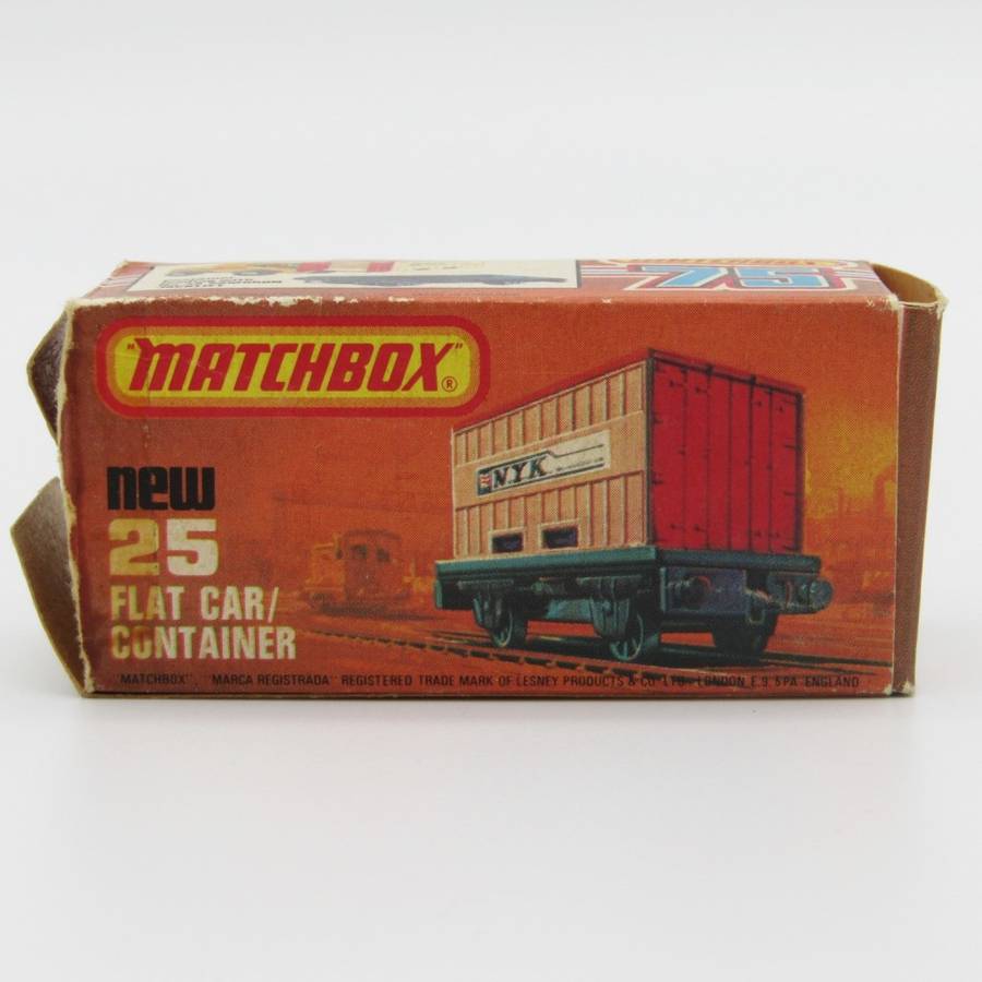 Matchbox #25 Flat car and container train wagon in box ( lid missing )