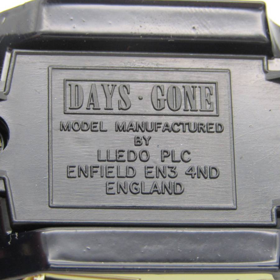 Lledo 1920 Model T Ford Courvoisier delivery van in box