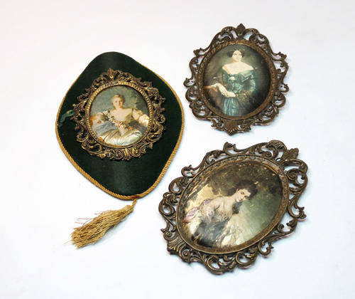 3x silk wall hangings - @ Crazy R1 start