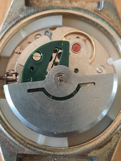 Vintage Q&Q men's automatic watch