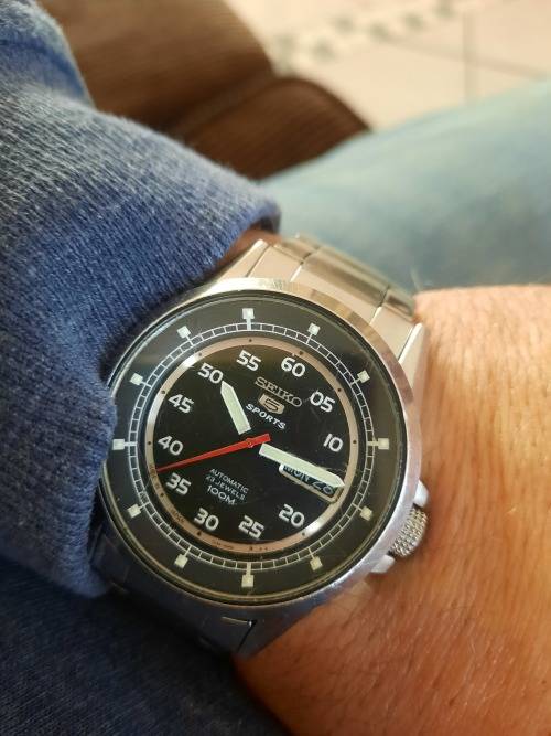 men's seiko 5 sports automatic 100m