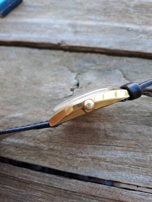 vintage men's omega automatic De ville