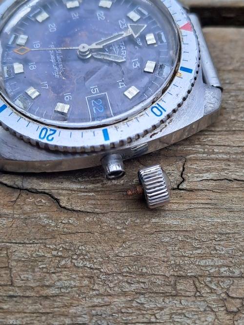 vintage men's rotary aquaplunge automatic