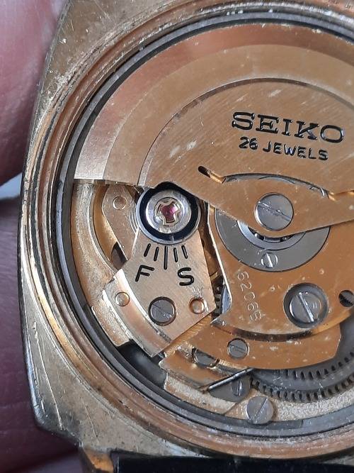 Vintage men`s seiko weekdater