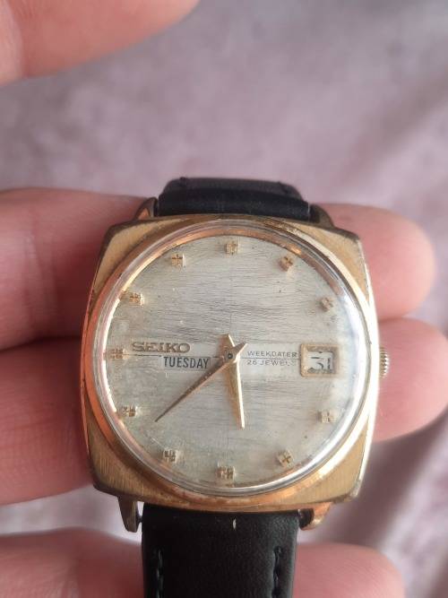 Vintage men`s seiko weekdater