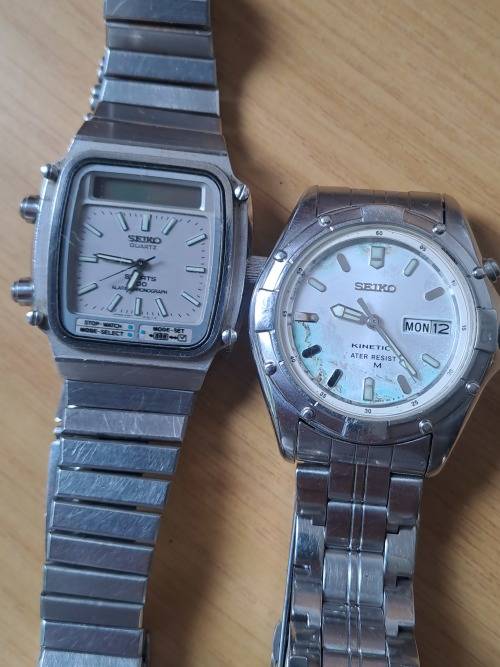 2x vintage seiko watches