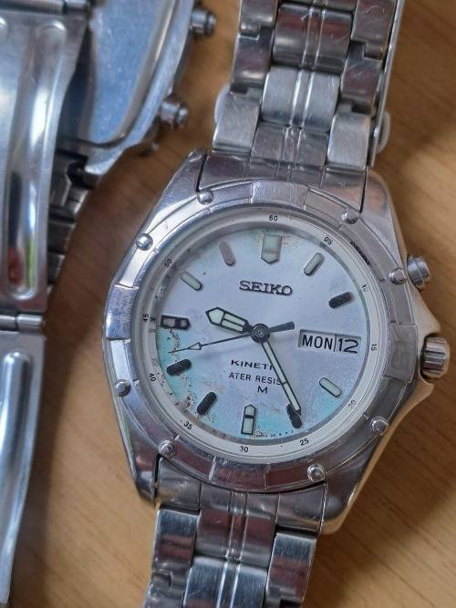 2x vintage seiko watches