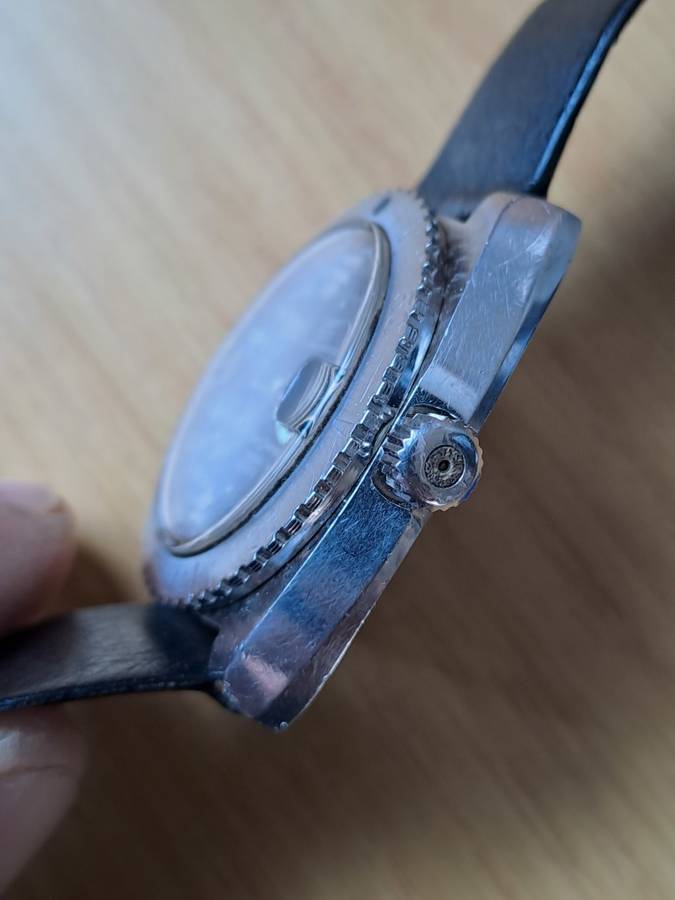 Vintage men`s camy divers