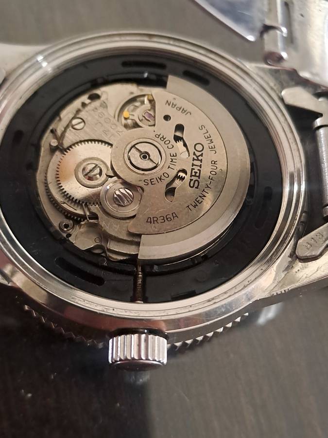 Vintage men`s seiko automatic divers