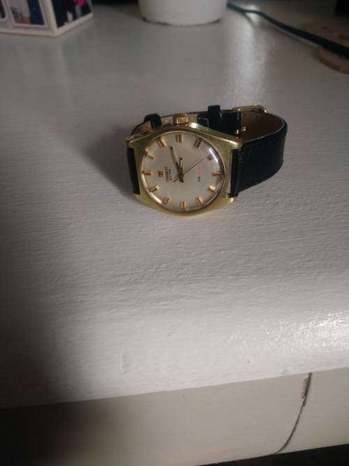 vintage  Mens Tissot Pr 516 watch