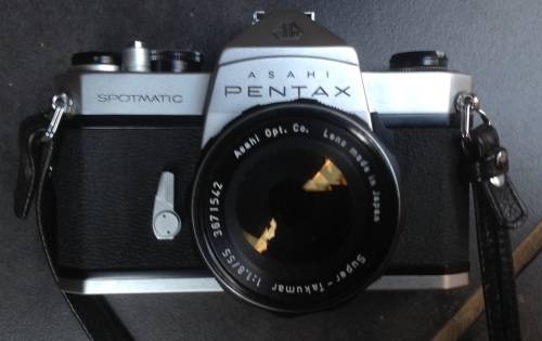 Vintage SLR camera - Pentax spotmatic(MEC13)