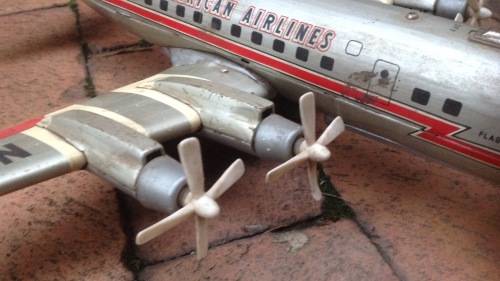 Flagship Carolyn (American Airlines) - Vintage Linemar tin lithographed battery operated toy - 1950s
