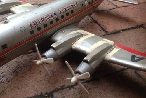 Flagship Carolyn (American Airlines) - Vintage Linemar tin lithographed battery operated toy - 1950s