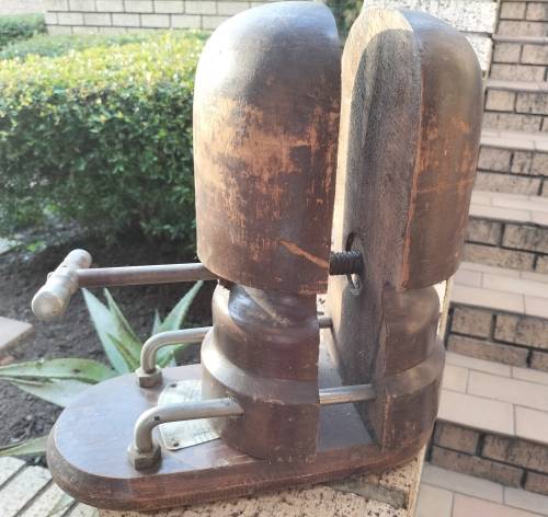 Antique hat stretcher - functional