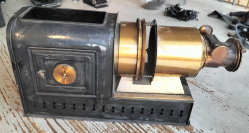 Antique magic lantern (MD54)