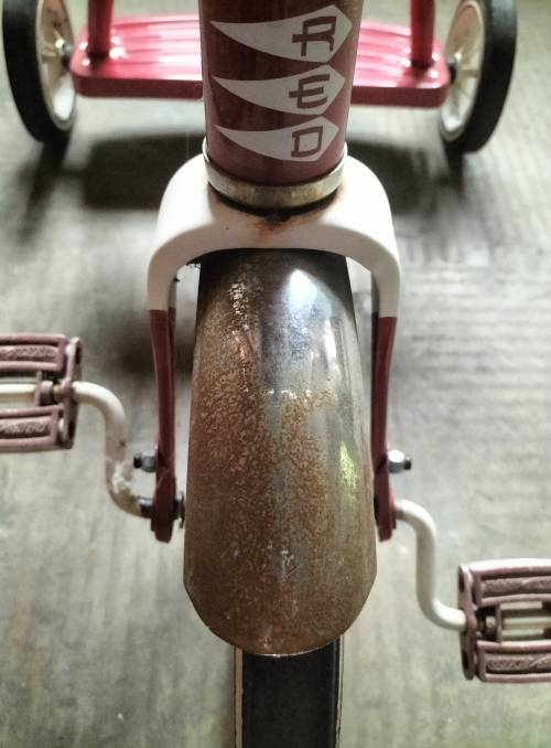 Contemporary Radio Flyer Retro Red Tricycle