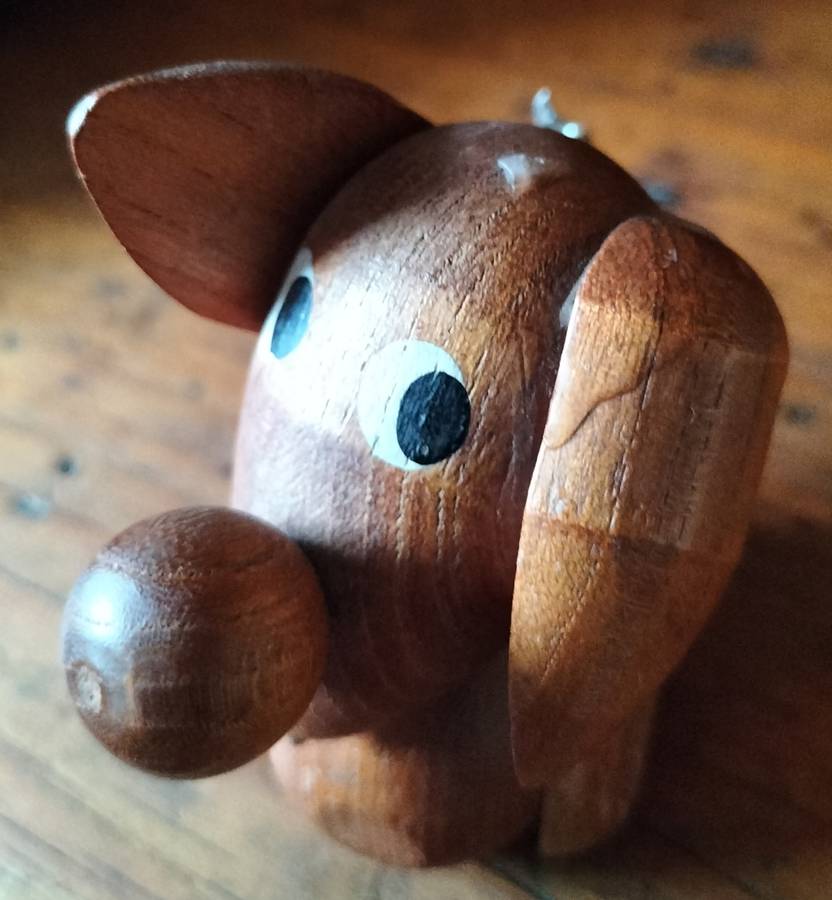 Vintage little doggie corkscrew / cork screw