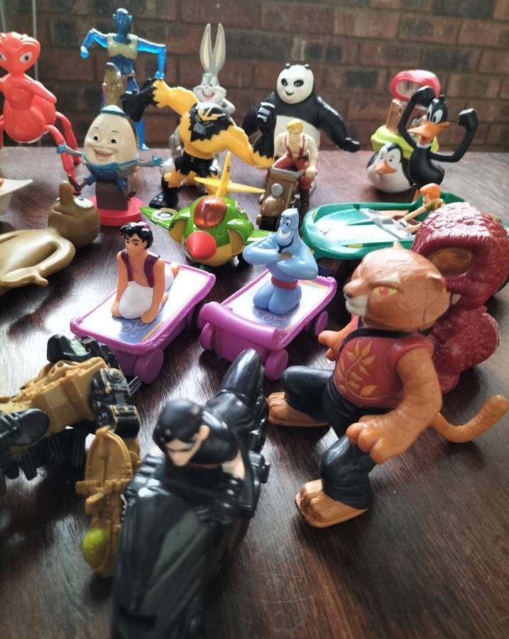 Lucky packet - collectable toys (x20)