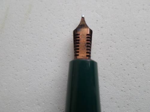 Vintage Parker fountain pen 14K England 5 late 50's green
