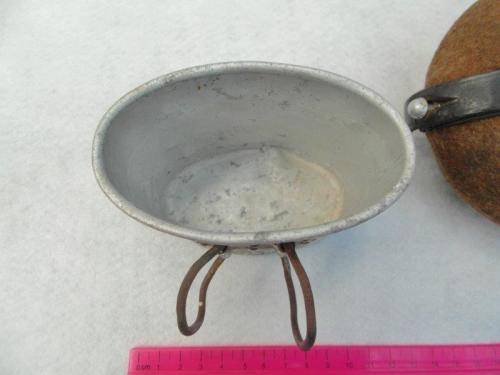 WW2 RED STEEL GERMAN BOTTLE CUP HRE 42