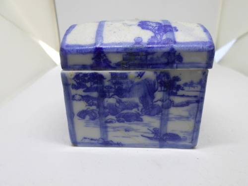 Chinese Antique Blue and White Porcelain Box