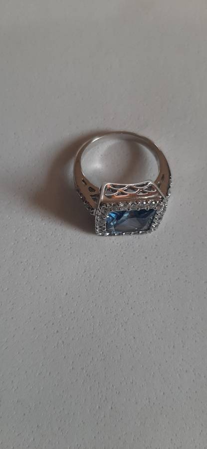 Vintage silver 925 ring with acqua marine stone