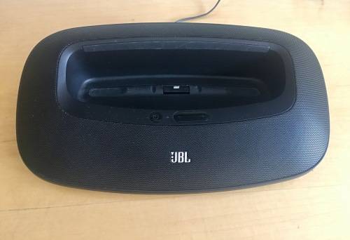 JBL  OnBeat Mini Speaker Dock for iPad, iPhone and iPod