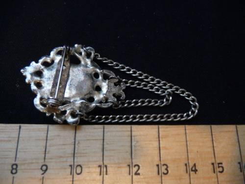 Vintage Costume Jewerey Brooch