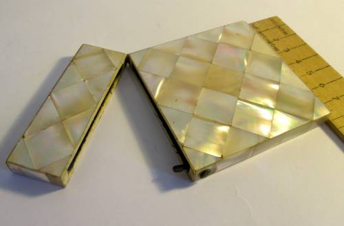 19TH C ANTIQUE CARVED MOTHER OF PEARL CALLING CARD CASE WITH ORNATE SCRIMSHAW.