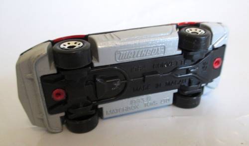 MATCHBOX 1984 Corvette. Red and Silver. Scale 1/56. 1983