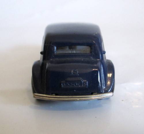 MATCHBOX Citroen 15 CV. Dark Blue. Scale 1/66. 1983
